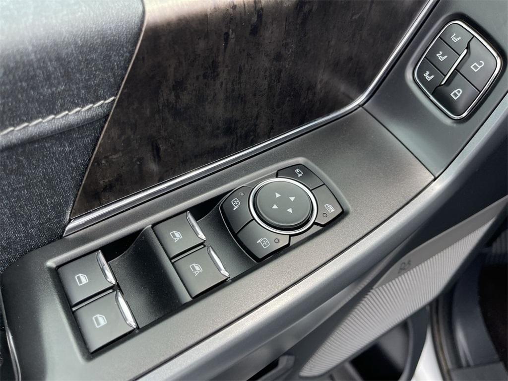 used 2021 Ford F-150 car, priced at $31,990