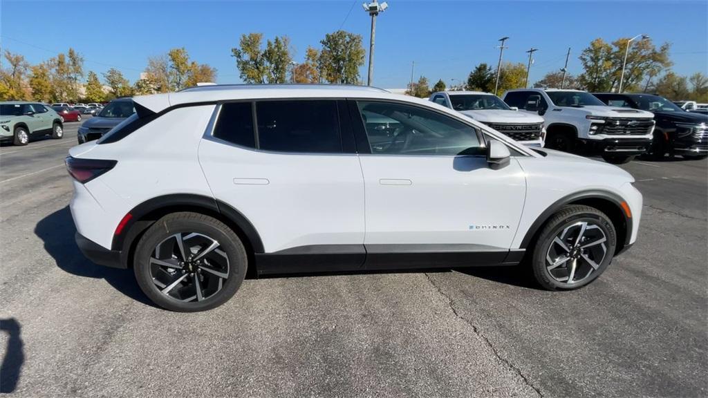 new 2026 Chevrolet Equinox EV car, priced at $38,690