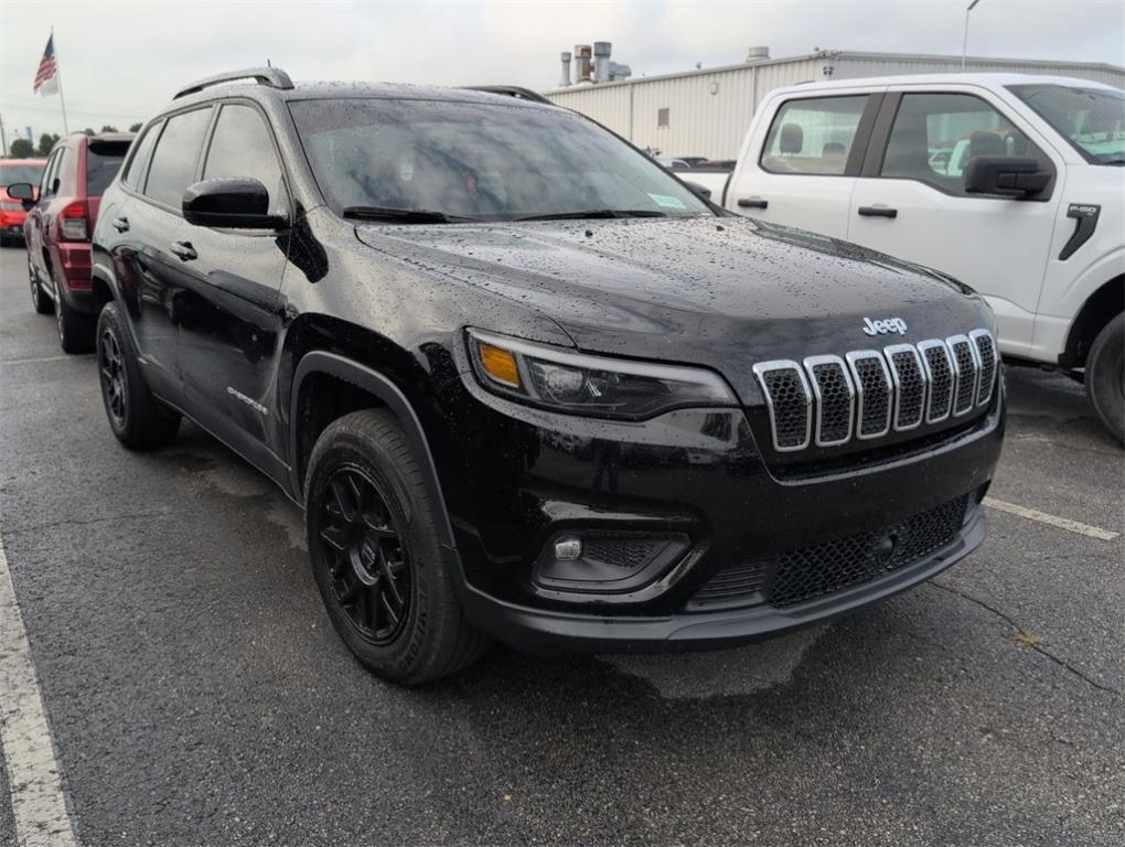 used 2022 Jeep Cherokee car, priced at $21,990