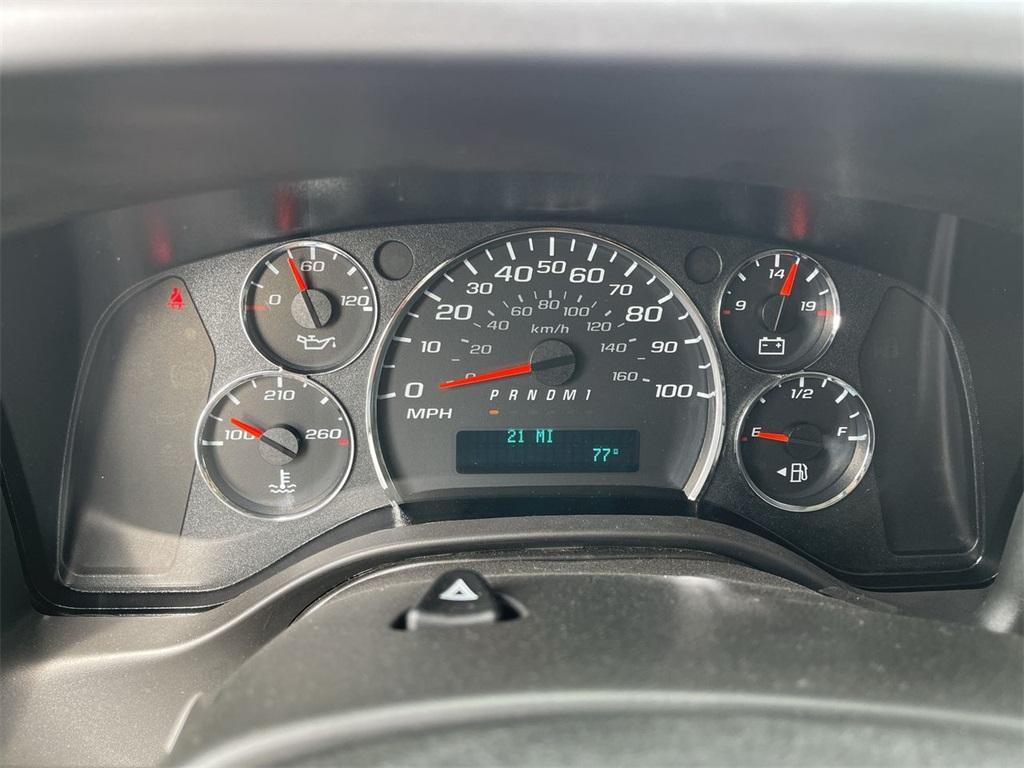 new 2025 Chevrolet Express 2500 car