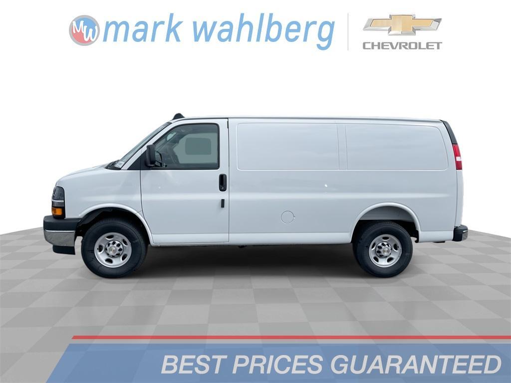 new 2025 Chevrolet Express 2500 car