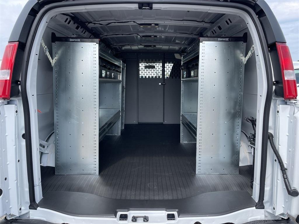 new 2025 Chevrolet Express 2500 car
