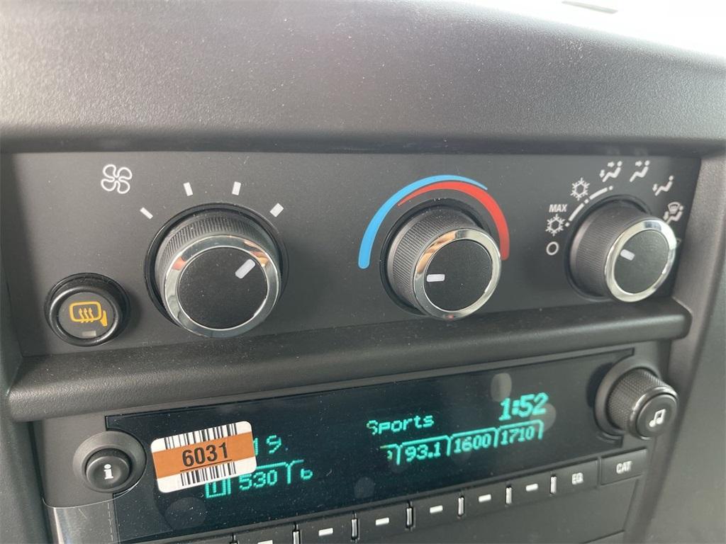 new 2025 Chevrolet Express 2500 car