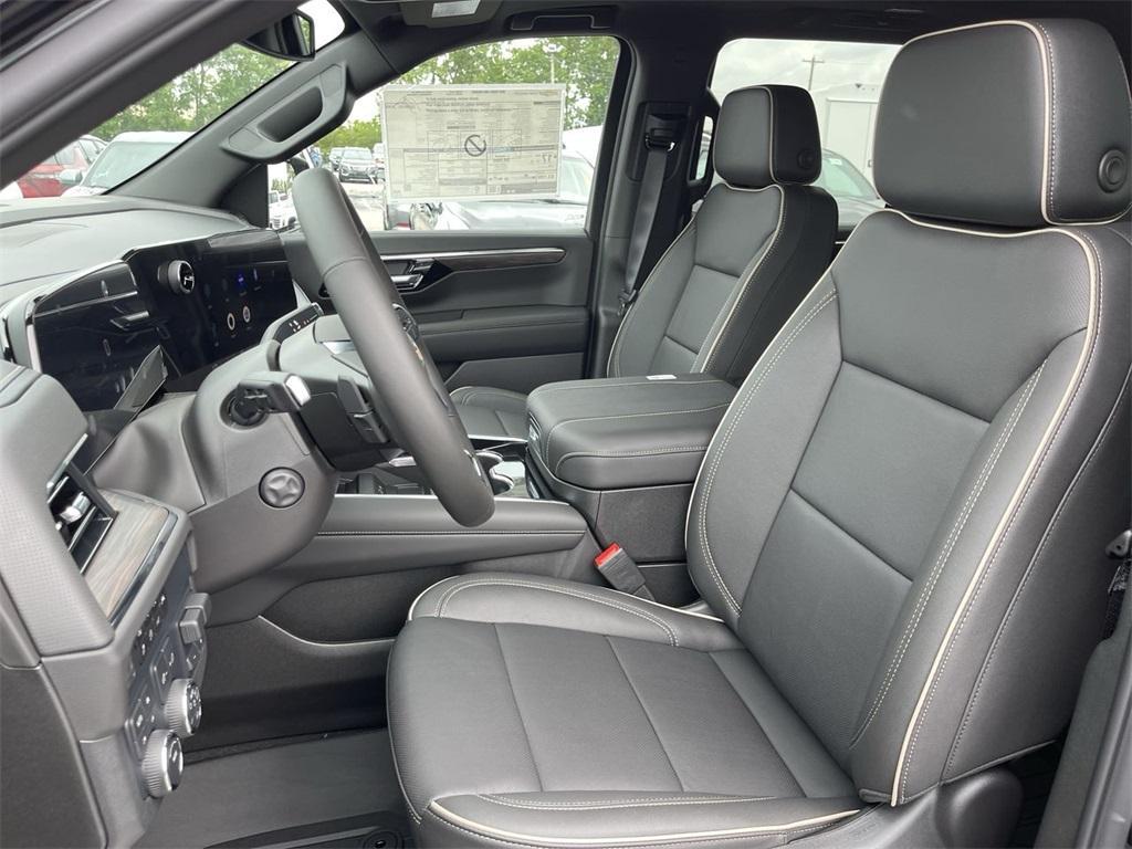 new 2025 Chevrolet Tahoe car, priced at $79,905
