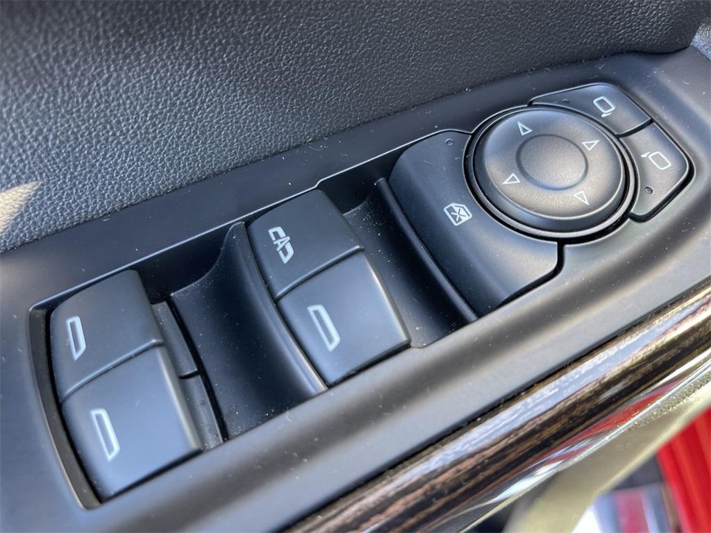 used 2020 GMC Sierra 1500 car, priced at $38,981
