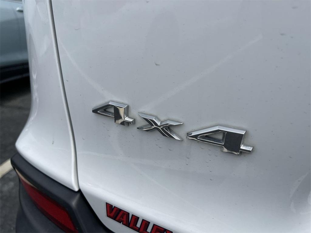 used 2020 Jeep Cherokee car, priced at $18,490
