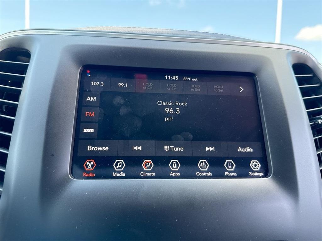 used 2020 Jeep Cherokee car, priced at $18,490