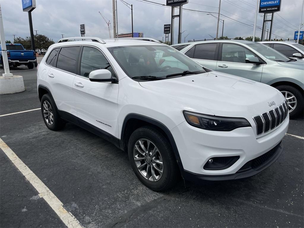 used 2020 Jeep Cherokee car, priced at $18,490
