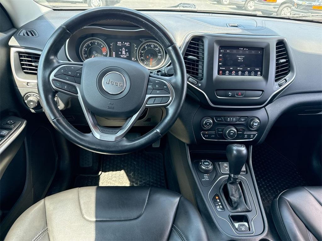 used 2020 Jeep Cherokee car, priced at $18,490
