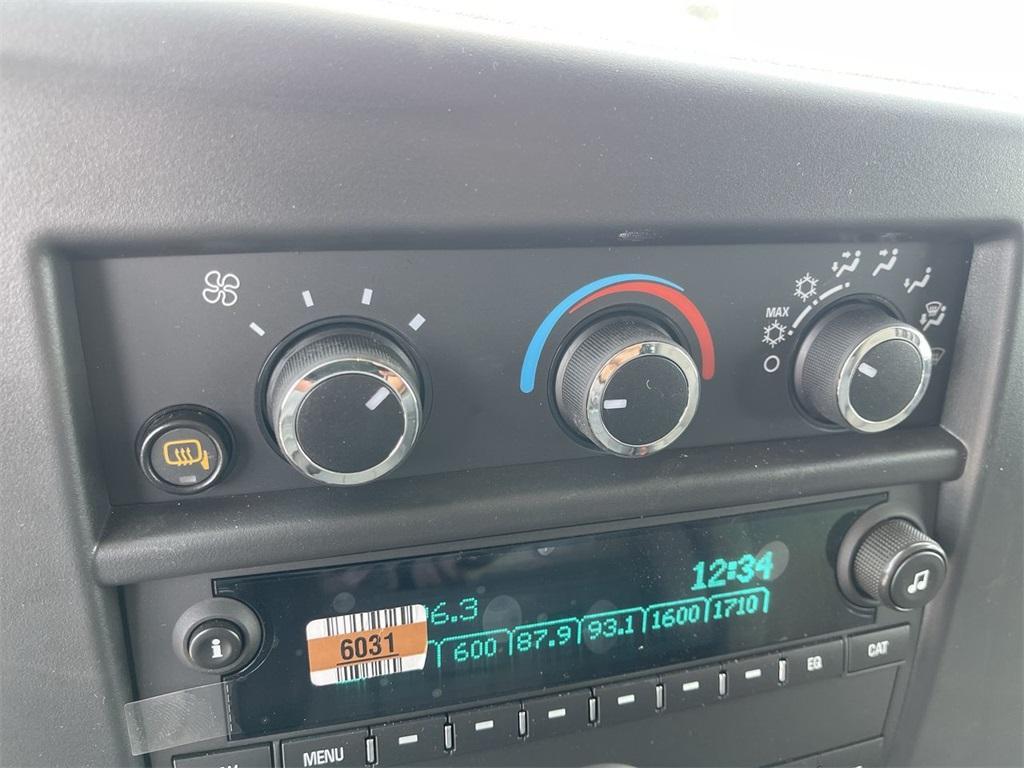 new 2025 Chevrolet Express 2500 car