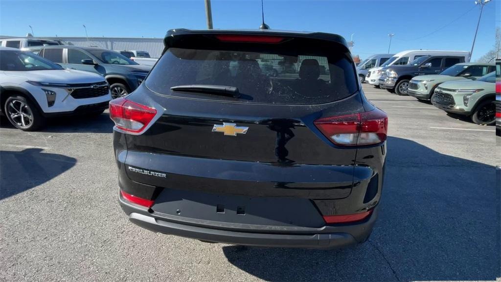 new 2026 Chevrolet TrailBlazer car, priced at $26,935