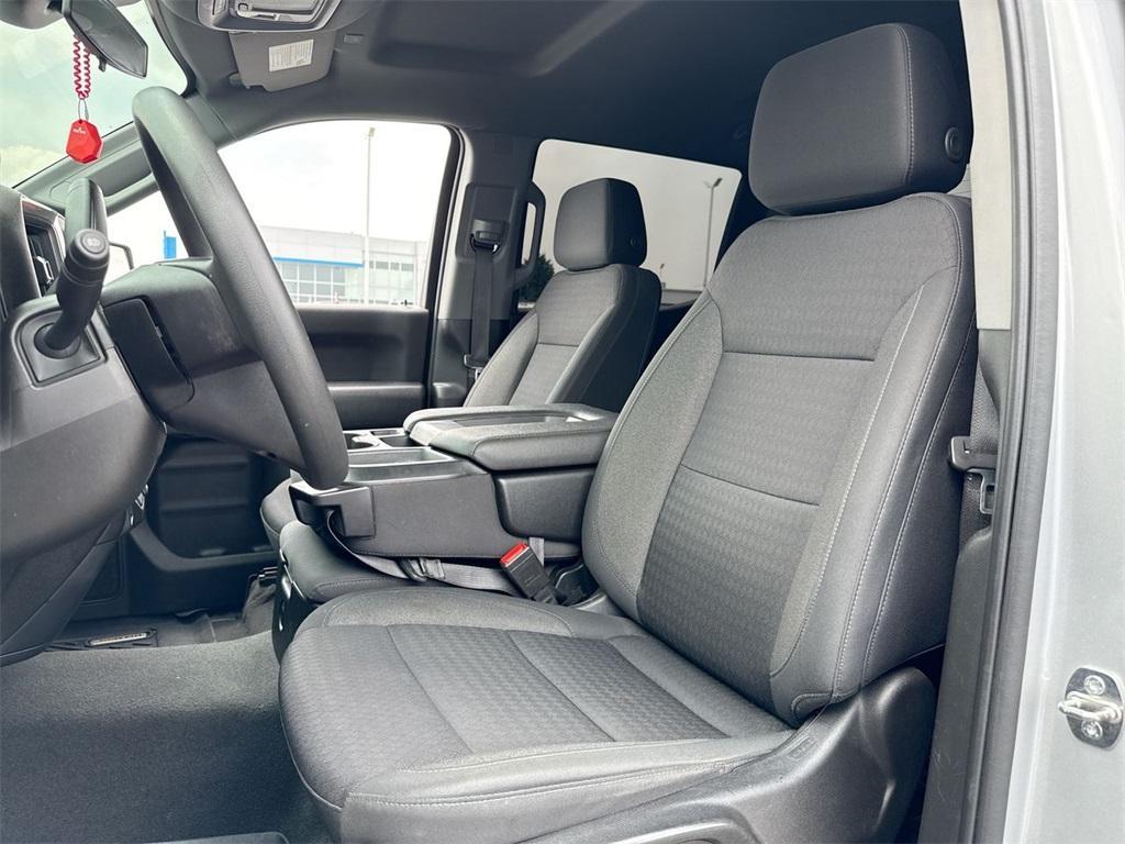 used 2022 GMC Sierra 1500 car, priced at $31,981