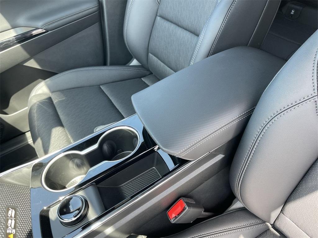 new 2026 Chevrolet Equinox car, priced at $32,835