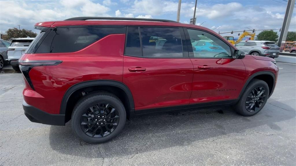 new 2025 Chevrolet Traverse car, priced at $44,500