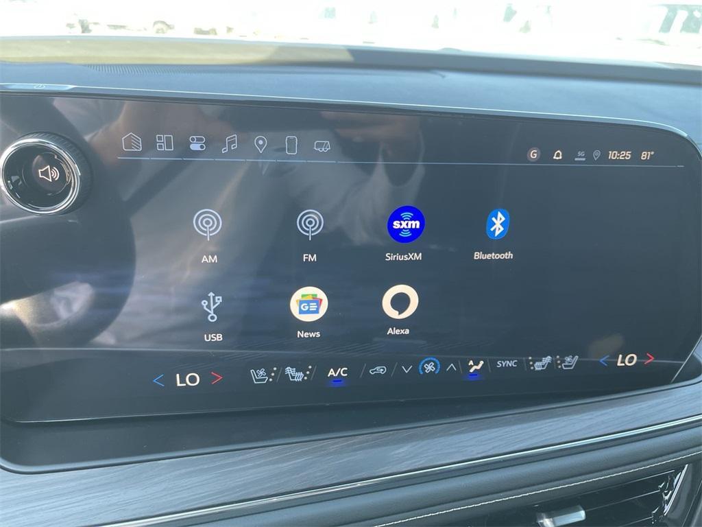 new 2025 Chevrolet Suburban car, priced at $86,545