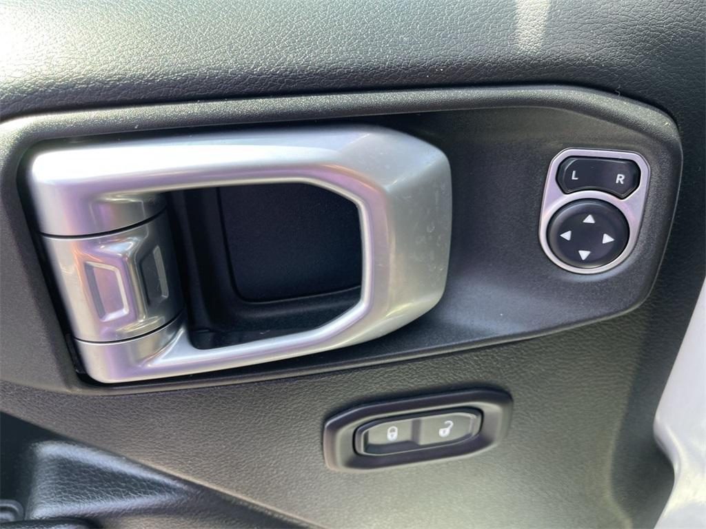 used 2019 Jeep Wrangler Unlimited car, priced at $25,990