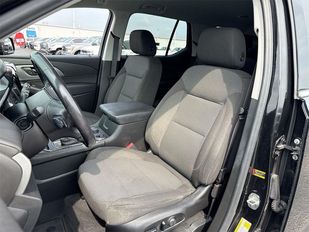 used 2020 Chevrolet Traverse car, priced at $20,490