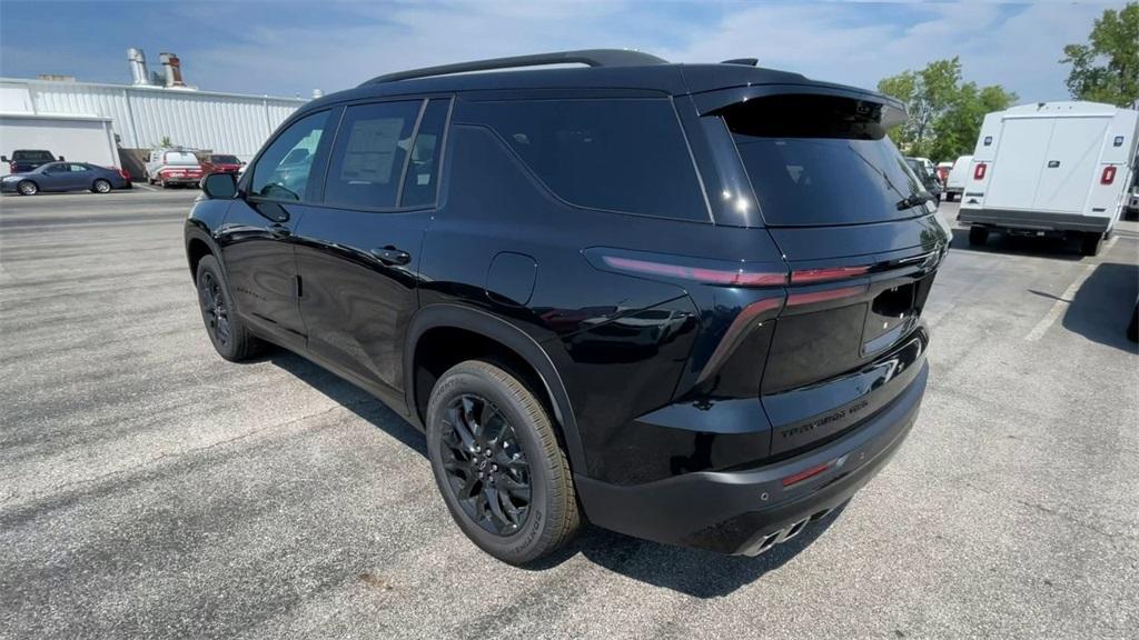 new 2026 Chevrolet Traverse car, priced at $48,130