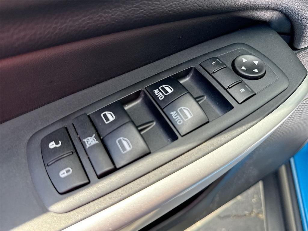 used 2017 Jeep Cherokee car, priced at $9,981