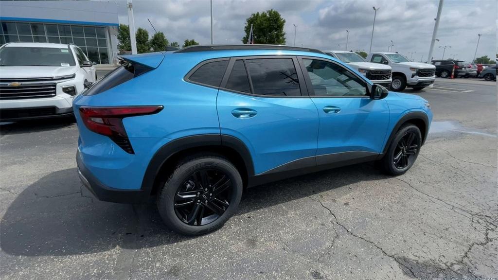 new 2025 Chevrolet Trax car, priced at $27,905