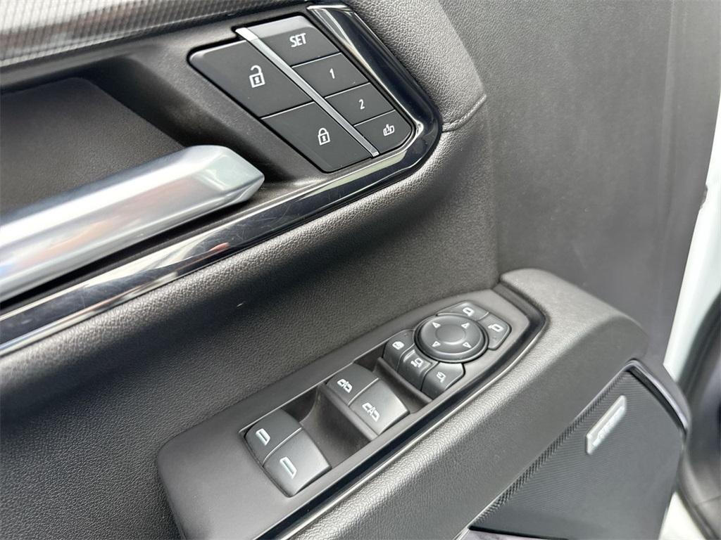 used 2024 GMC Sierra 2500 car, priced at $64,991