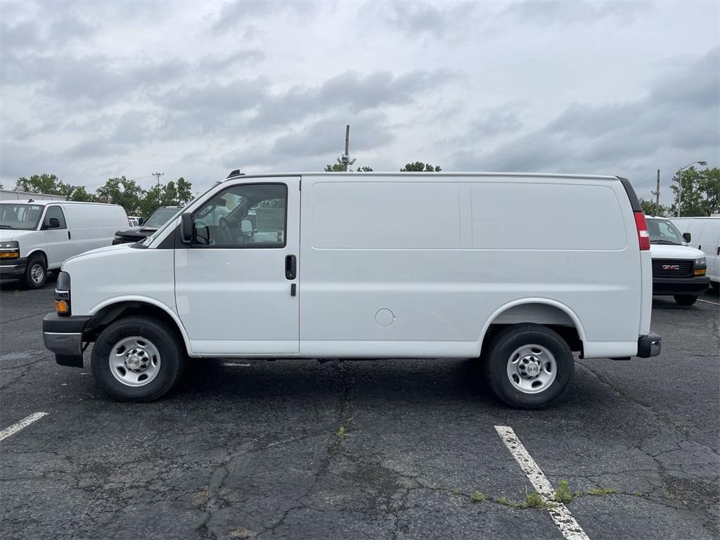 new 2025 Chevrolet Express 2500 car