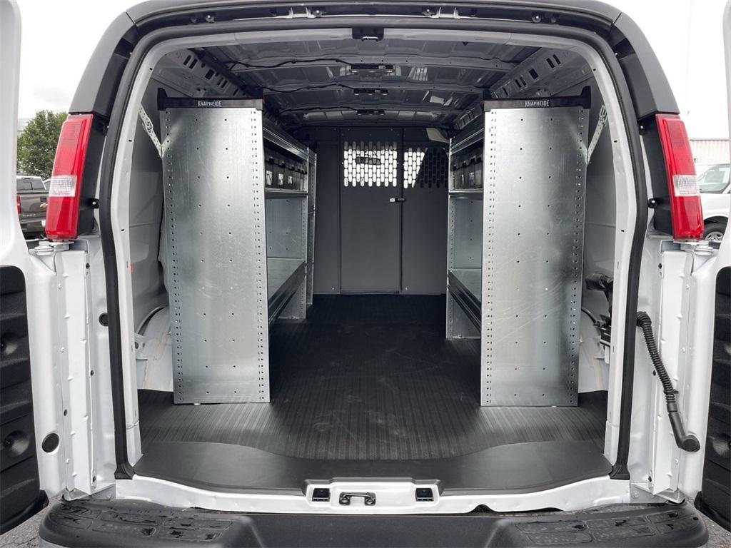 new 2025 Chevrolet Express 2500 car