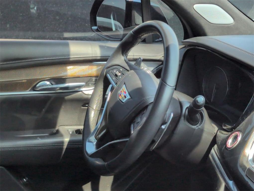 used 2021 Cadillac XT6 car, priced at $39,990