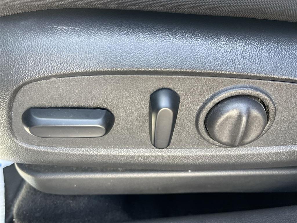 used 2023 Chevrolet TrailBlazer car, priced at $19,888