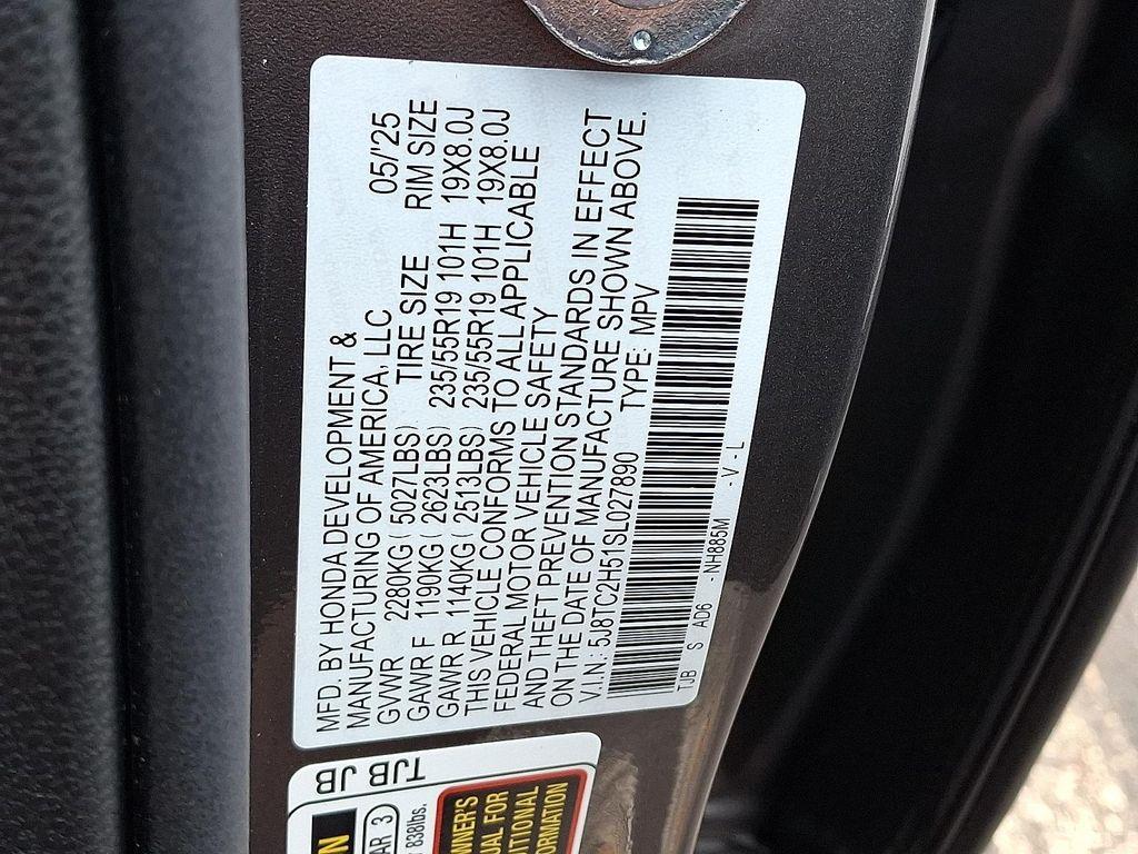 new 2025 Acura RDX car, priced at $49,250