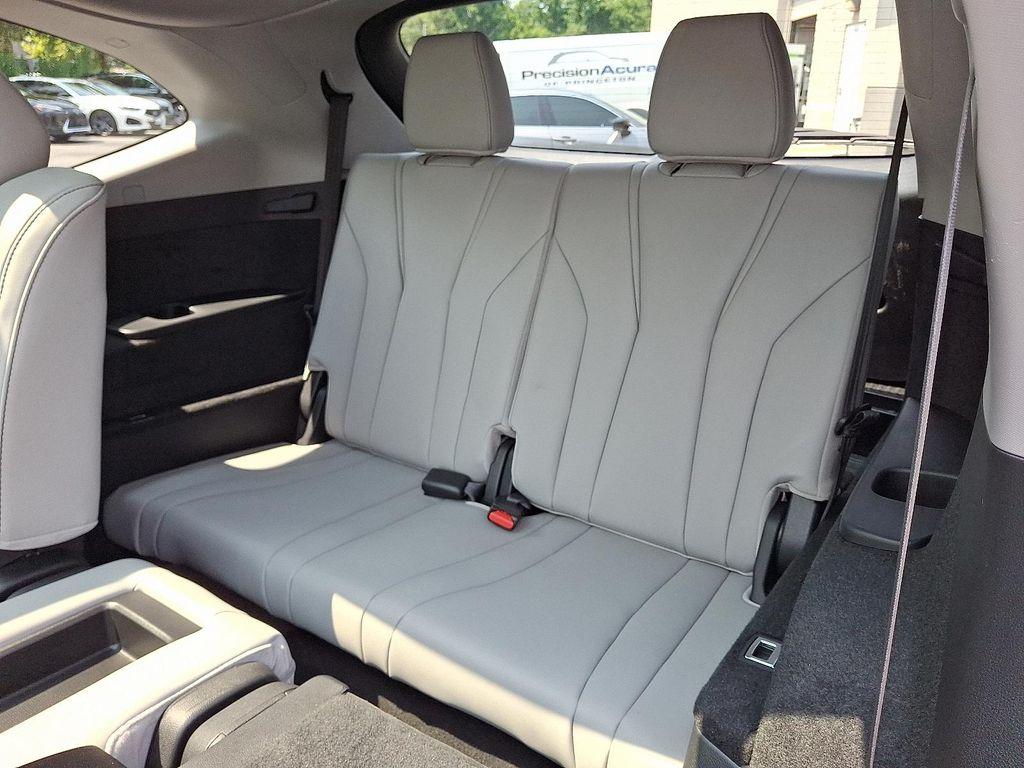 used 2023 Acura MDX car, priced at $43,995