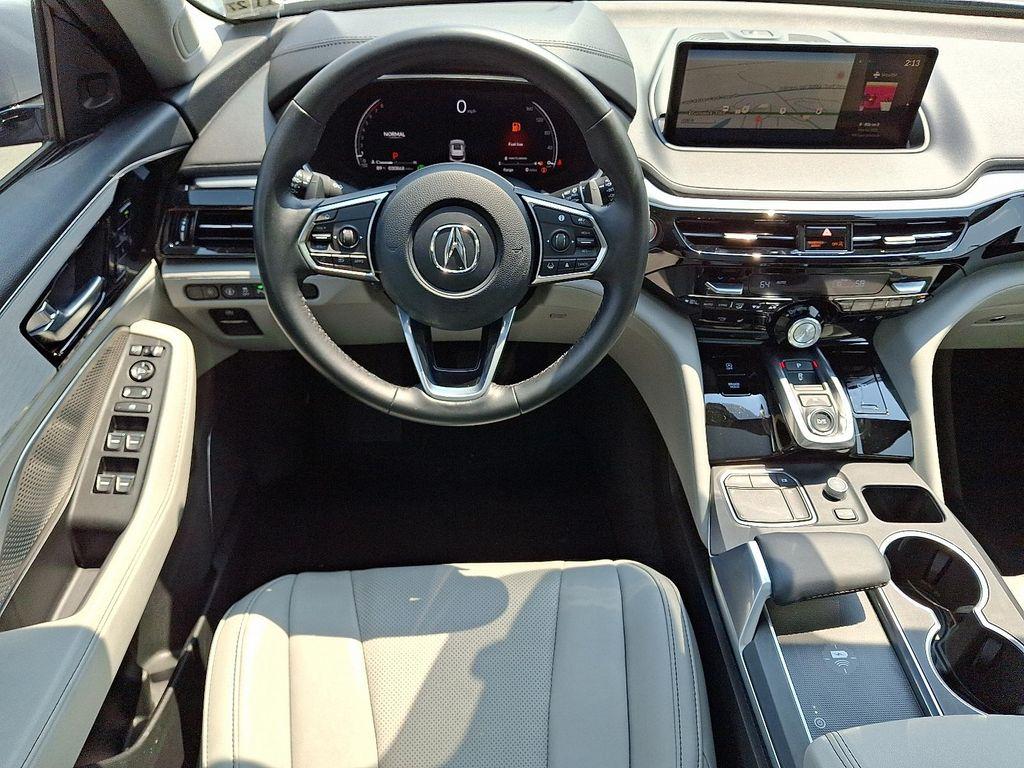 used 2023 Acura MDX car, priced at $43,995