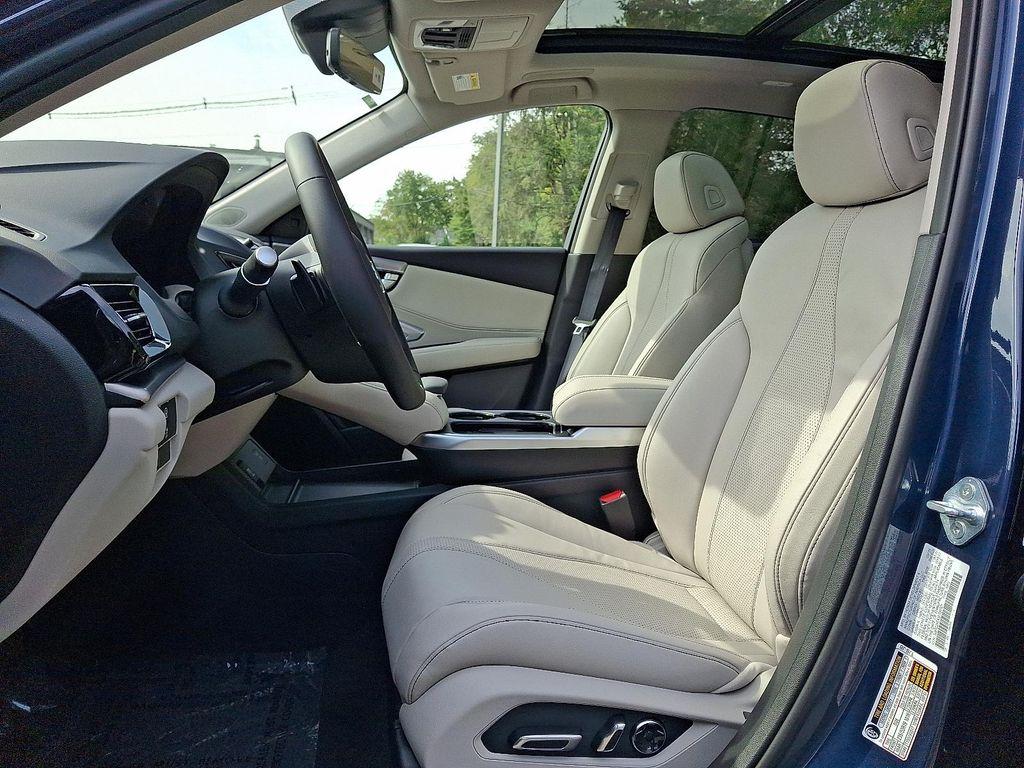 new 2025 Acura RDX car, priced at $48,650