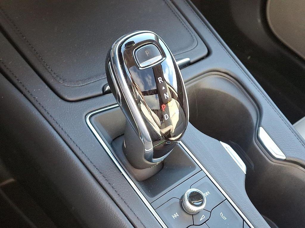 used 2023 Cadillac XT4 car, priced at $25,995