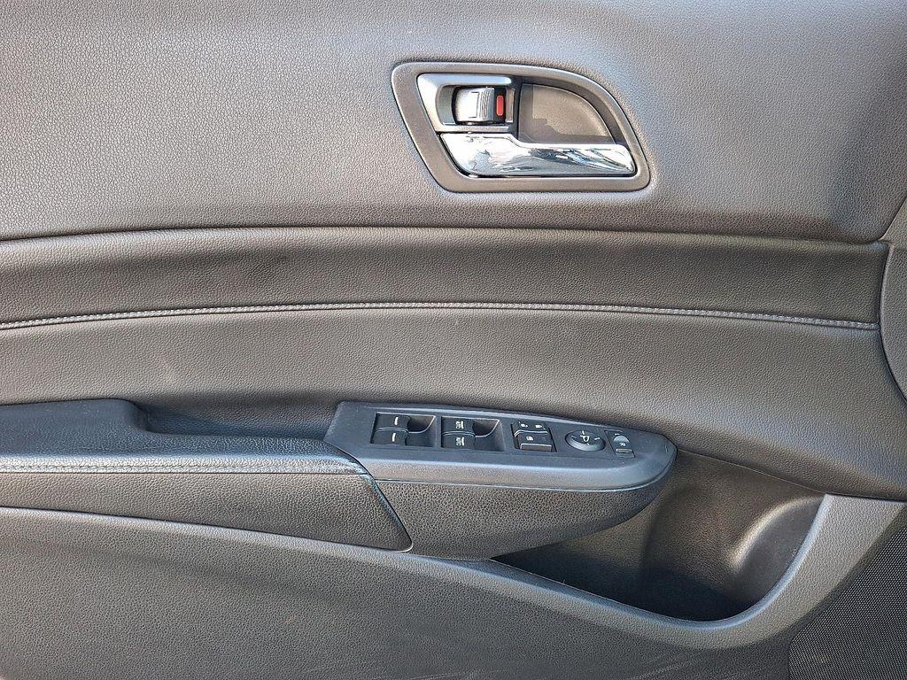 used 2015 Acura ILX car, priced at $11,995