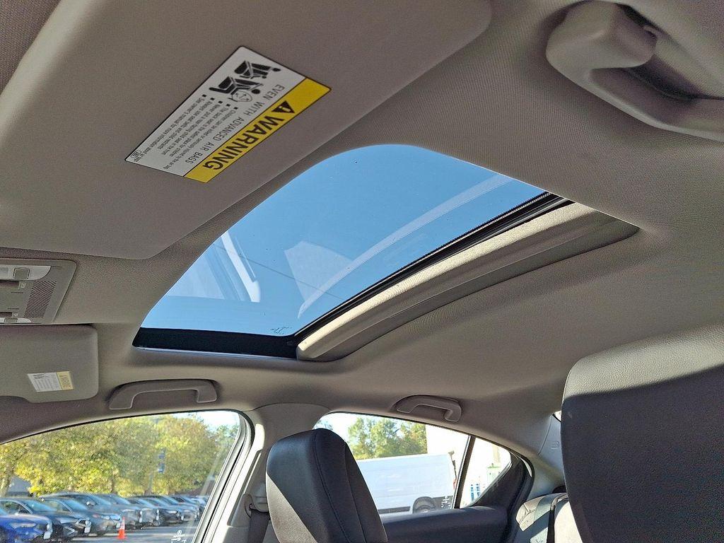 used 2015 Acura ILX car, priced at $11,995