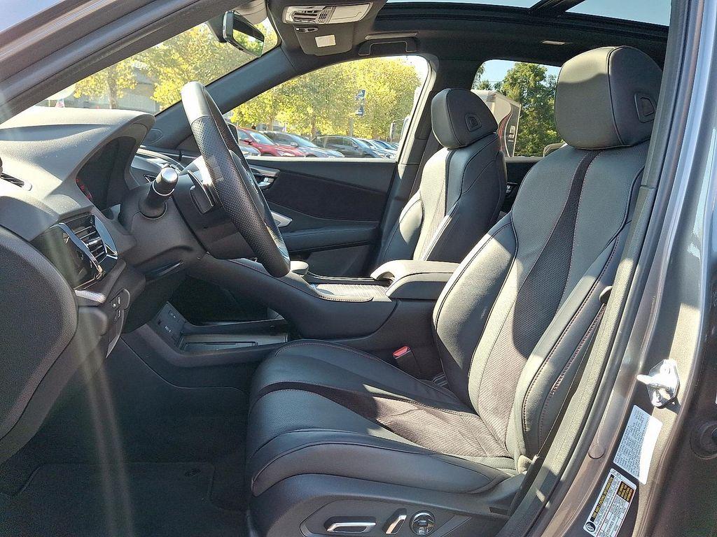 used 2024 Acura RDX car, priced at $44,995