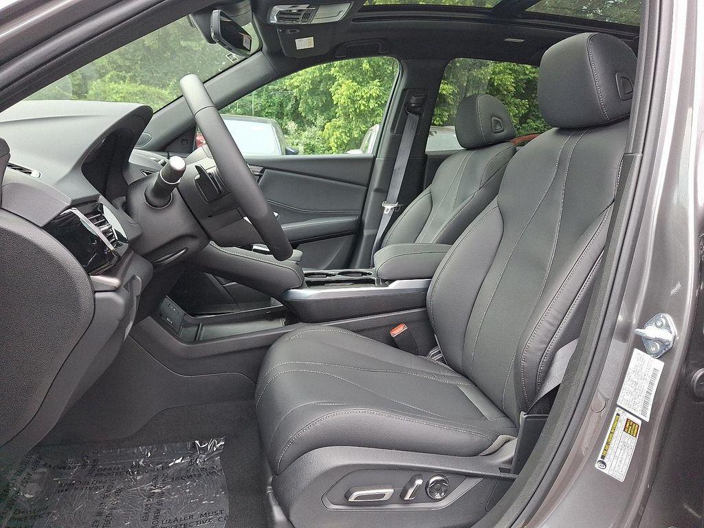 new 2025 Acura RDX car, priced at $46,650