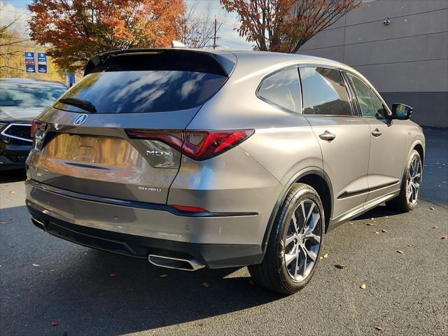 used 2022 Acura MDX car, priced at $44,995