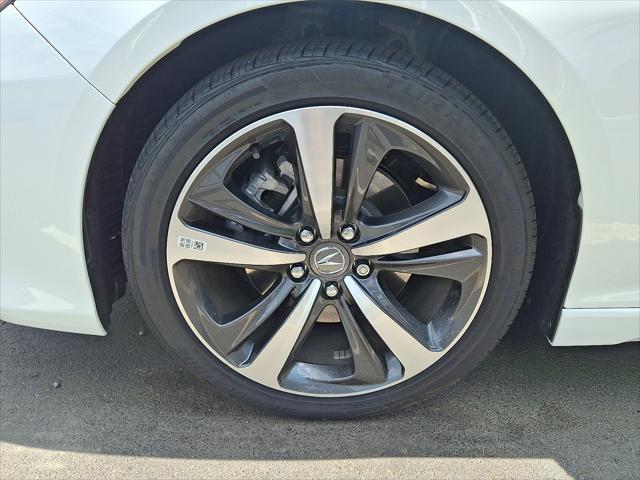 used 2025 Acura TLX car, priced at $41,995