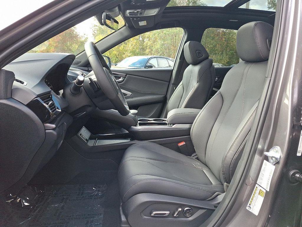 new 2025 Acura RDX car, priced at $46,650