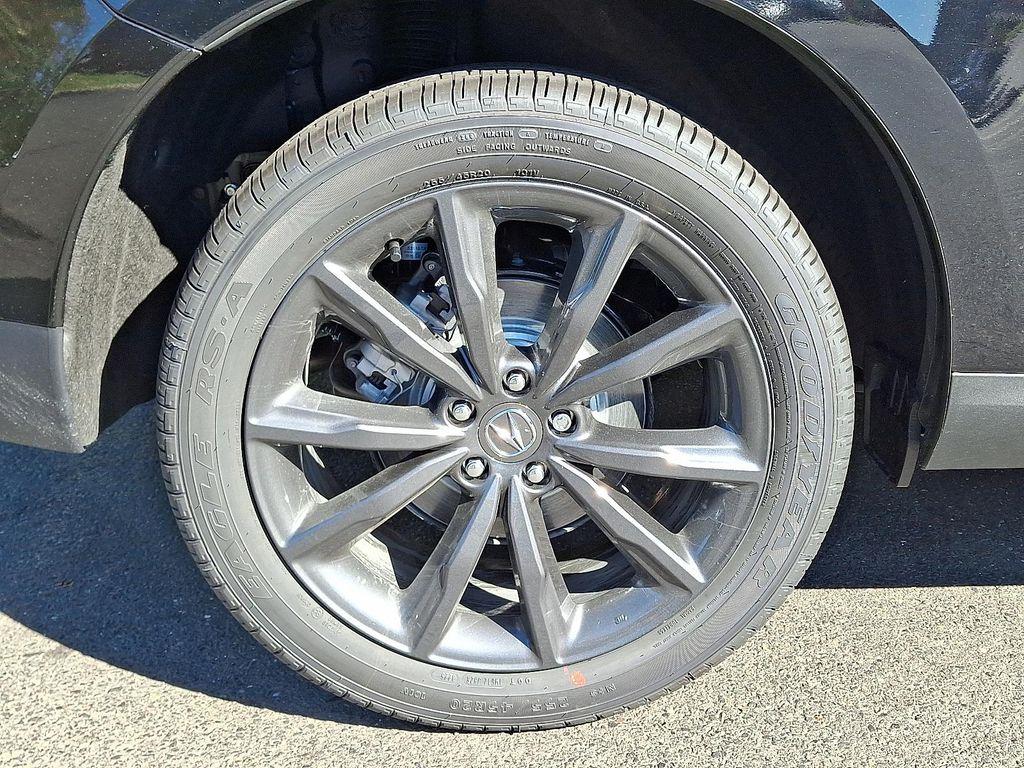 new 2025 Acura RDX car, priced at $52,821