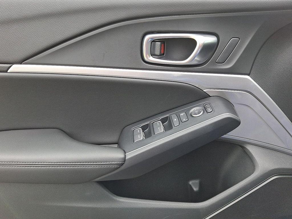 used 2025 Acura Integra car, priced at $30,995