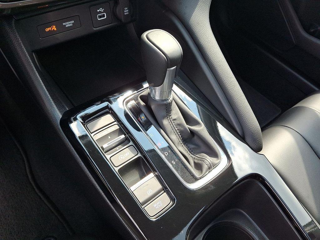 used 2025 Acura Integra car, priced at $31,995