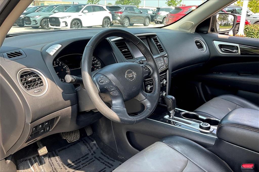 used 2020 Nissan Pathfinder car, priced at $22,528