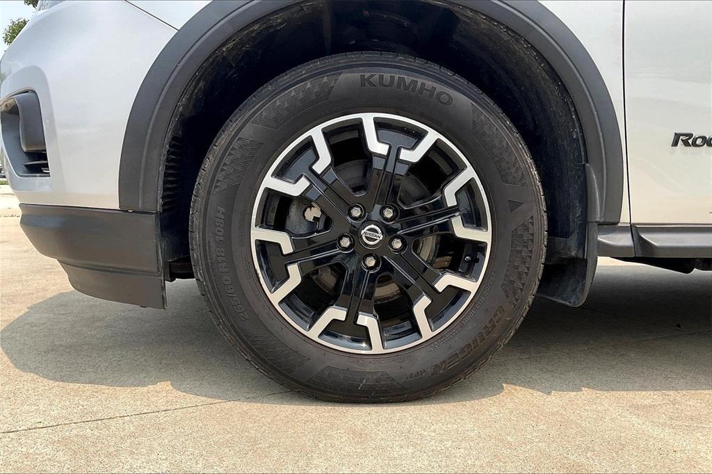 used 2020 Nissan Pathfinder car, priced at $22,779