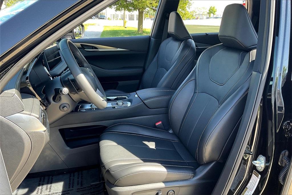 used 2025 INFINITI QX60 car, priced at $51,838