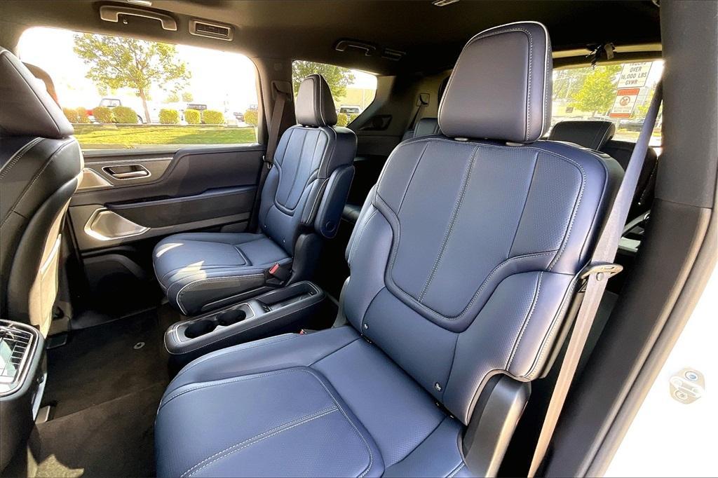 new 2026 INFINITI QX80 car, priced at $93,917