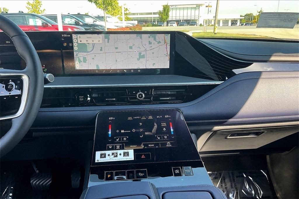 new 2026 INFINITI QX80 car, priced at $93,917