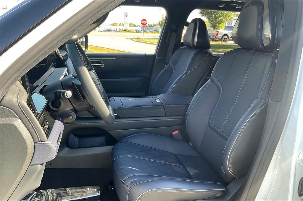 new 2026 INFINITI QX80 car, priced at $93,917